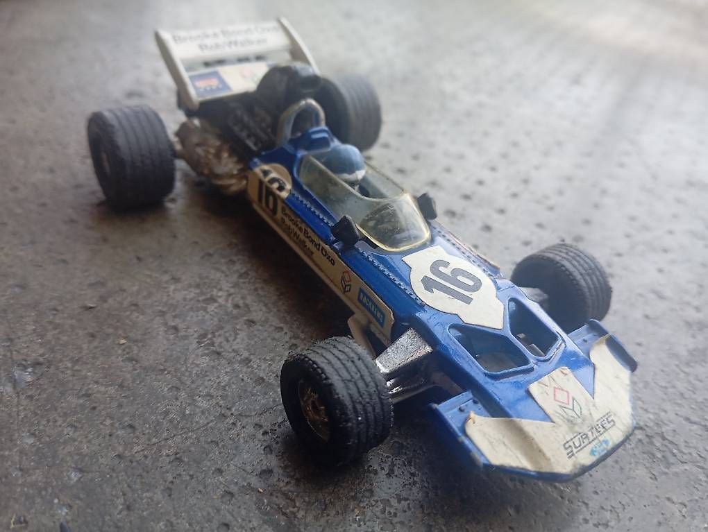 Modellautos: Surtees TS9 Formel 1 – Gebraucht aus Basel von Petergunn