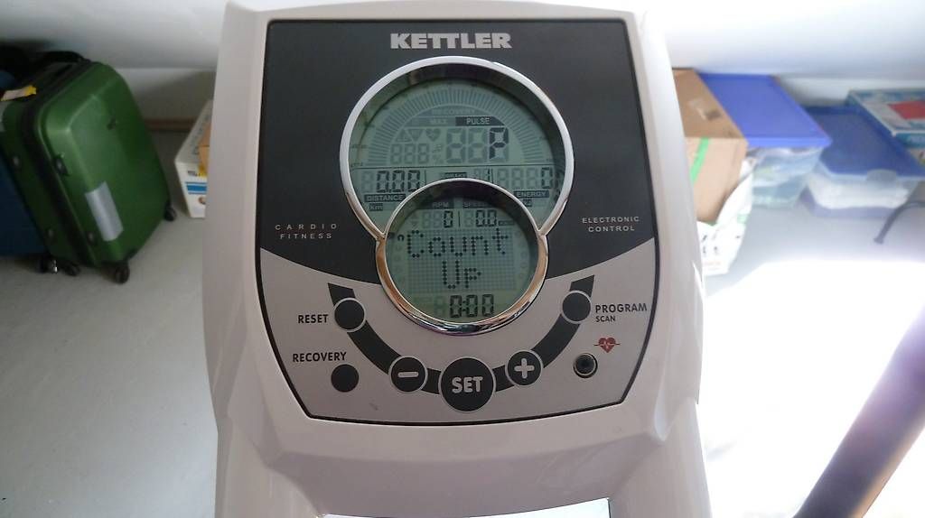 Kettler Hometrainer: Crosstrainer mit technischem Problem gratis abzugeben! – Difettoso da Kollbrunn venduto da swisslube