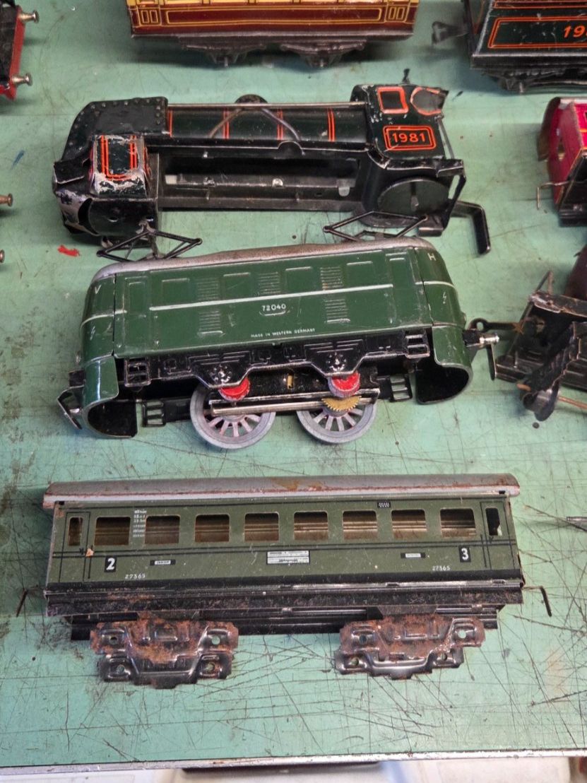 Distler Modellini di ferrovie: Distler Eisenbahnen defekt – Usato da Einsiedeln venduto da Emausi 3