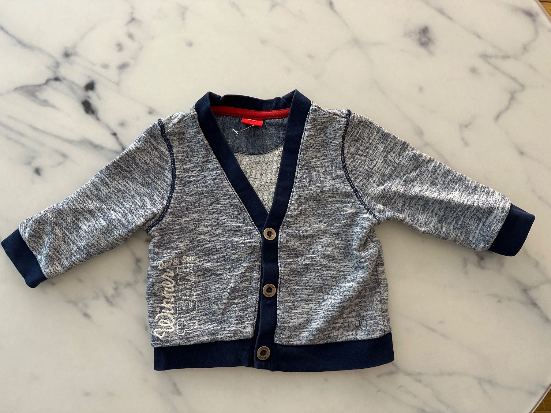 S.Oliver Vestes & Manteaux: s.Oliver Cardigan Junge Grösse 68 – D'occasion à Wangen b. Olten par na_wal