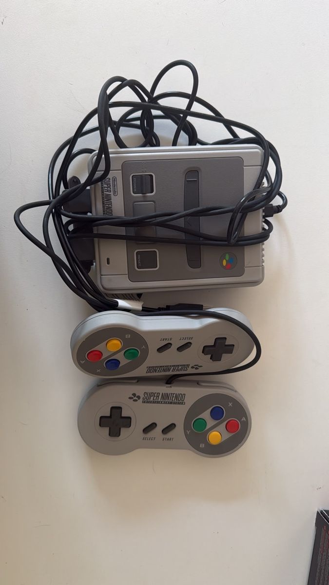 Nintendo Console: Nintendo Super Classic Mini Konsole – Usato da Regensdorf venduto da Lorenaampm