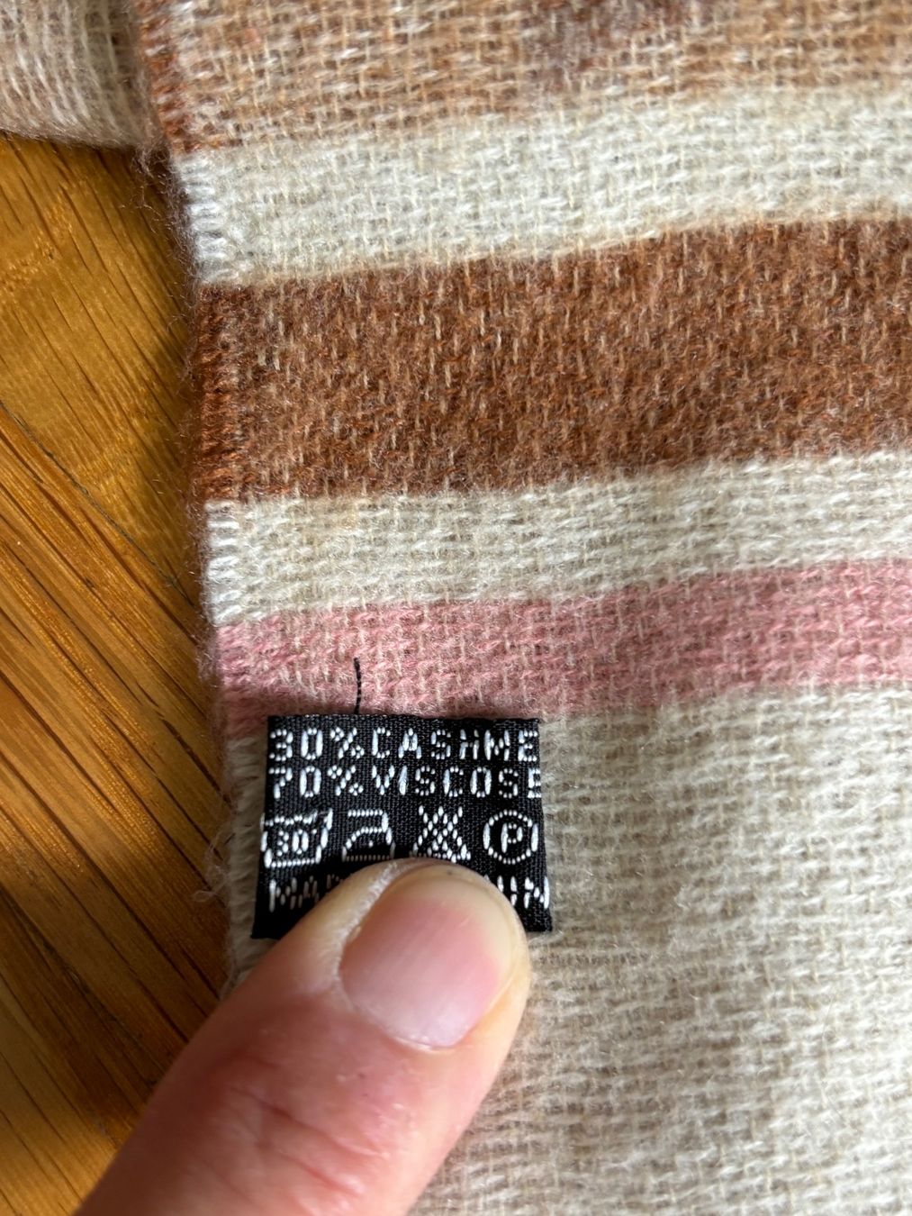 Foulard & Sciarpe: SCHAL, multicolor, mit CASHMERE – Usato da Zürich venduto da ritschi37 3