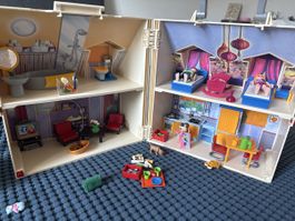 Playmobil Puppenhaus / Klapphaus mit Möbeln und Zubehör
