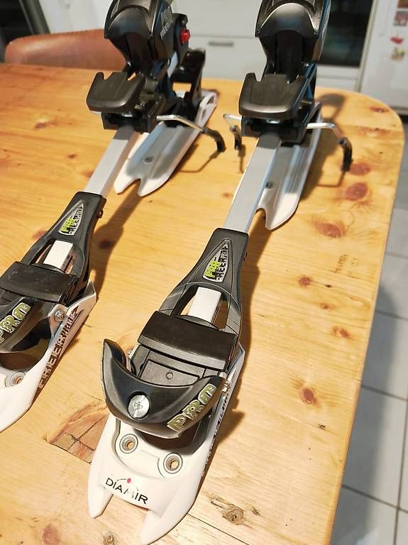 Fritschi Attacchi: NEU Diamir Freeride pro Medium – Nuovo (secondo la descrizione) da Fully venduto da Arno12-m6