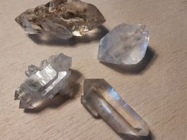 4 interessante Kristallstufen / Doppelender