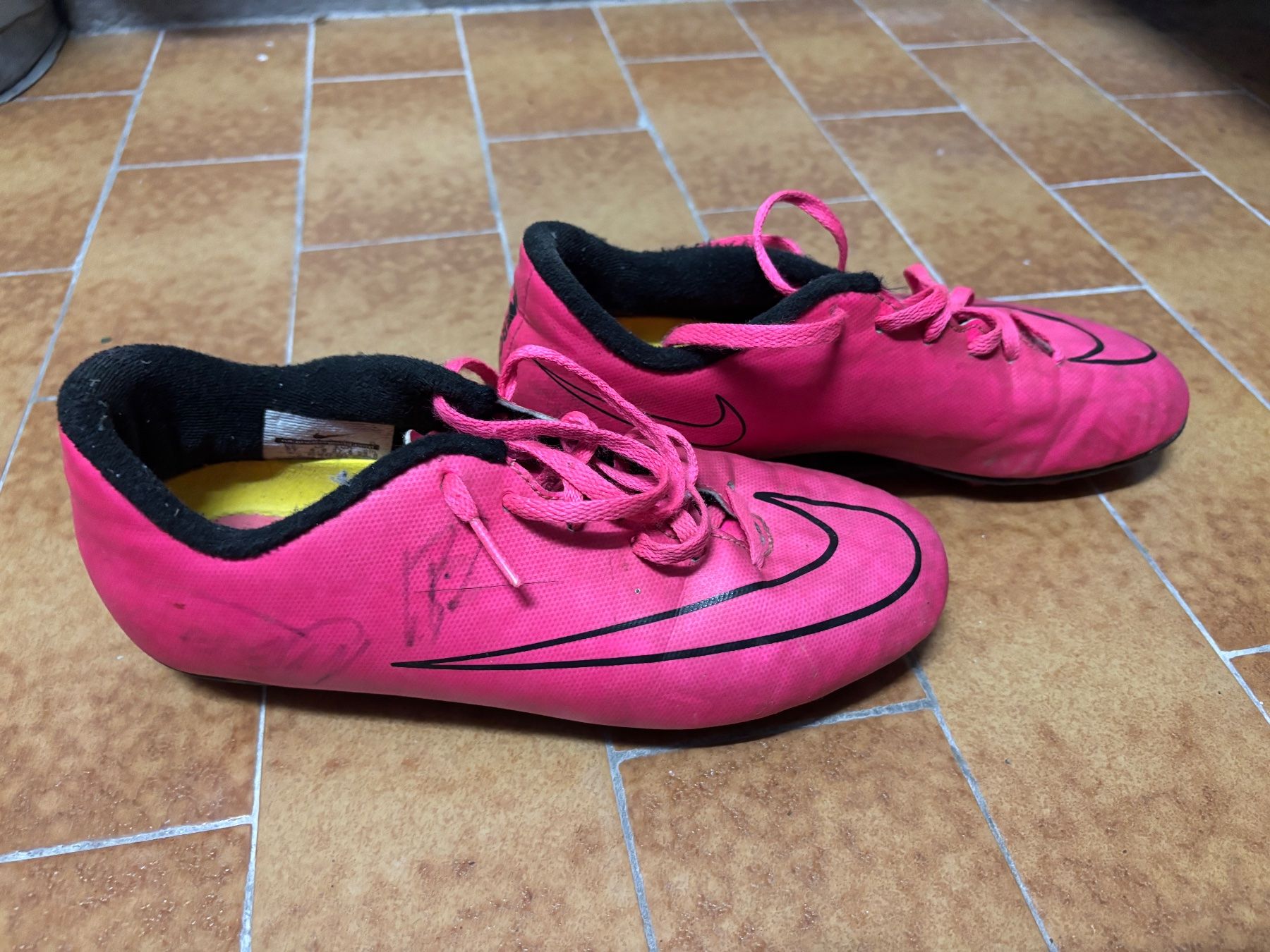Nike Scarpe da uomo: Fussballschuhe – Usato da ZOLLIKON venduto da FamilleArleti 3