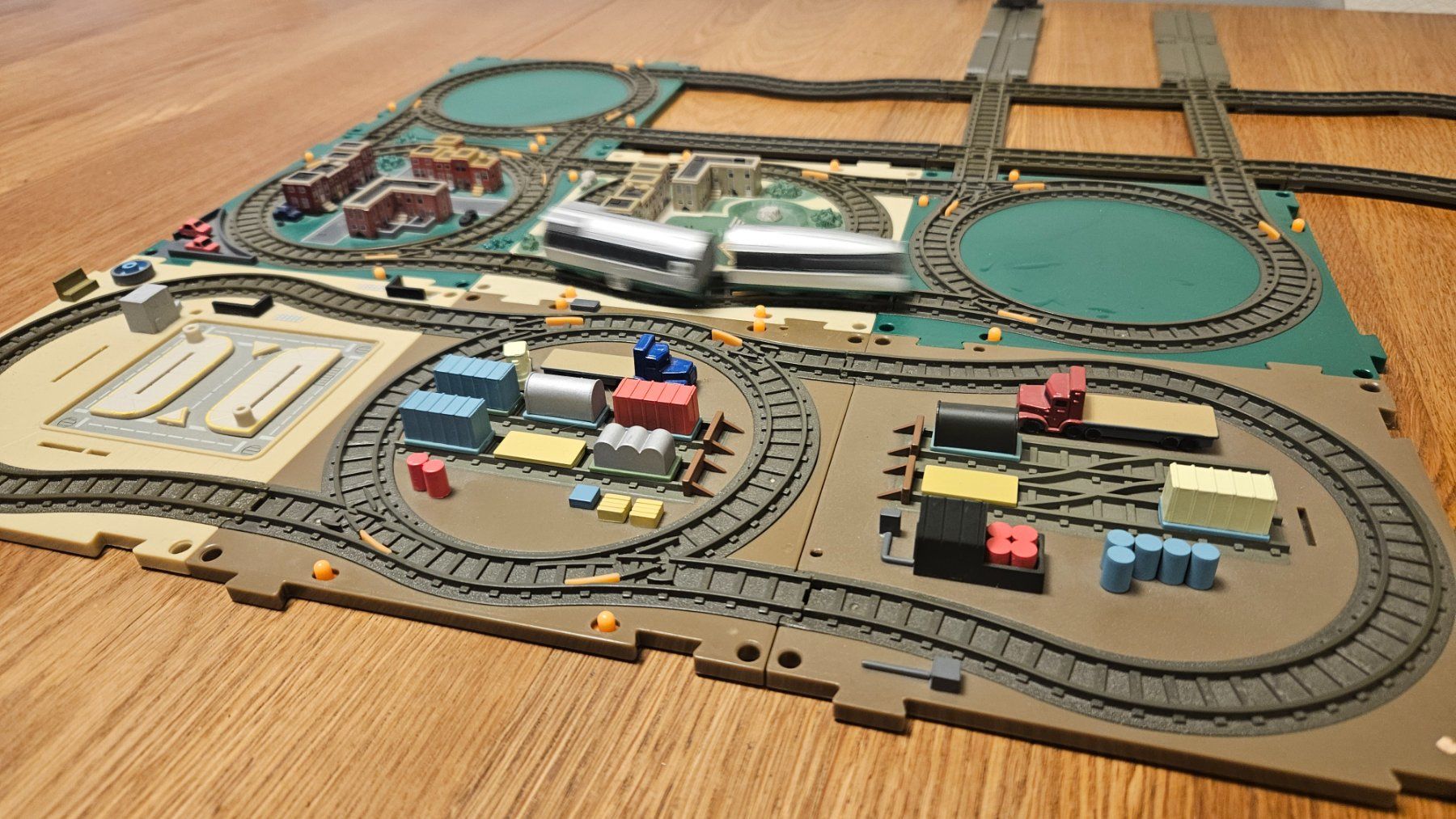 Modellini di ferrovie: Mini Eisenbahn / Zug-Set – Modular – Usato da Taverne venduto da farafina72 4