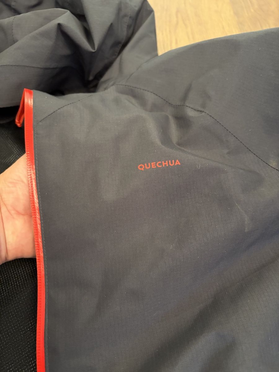 Decathlon Vestes: Hardshell Quechua Regenjacke Gr. S / 151-160 – Neuf (Voir description) à Thalwil par Counterdude 5
