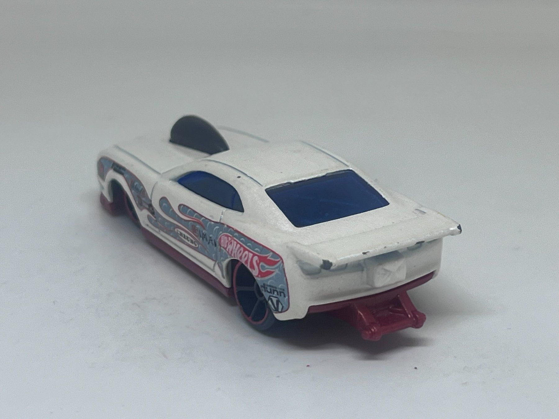 Hot Wheels Modellini d'auto: Hot Wheels '10 Pro Stock Camaro #424 – Usato da Wildegg venduto da LaaBoutique 2