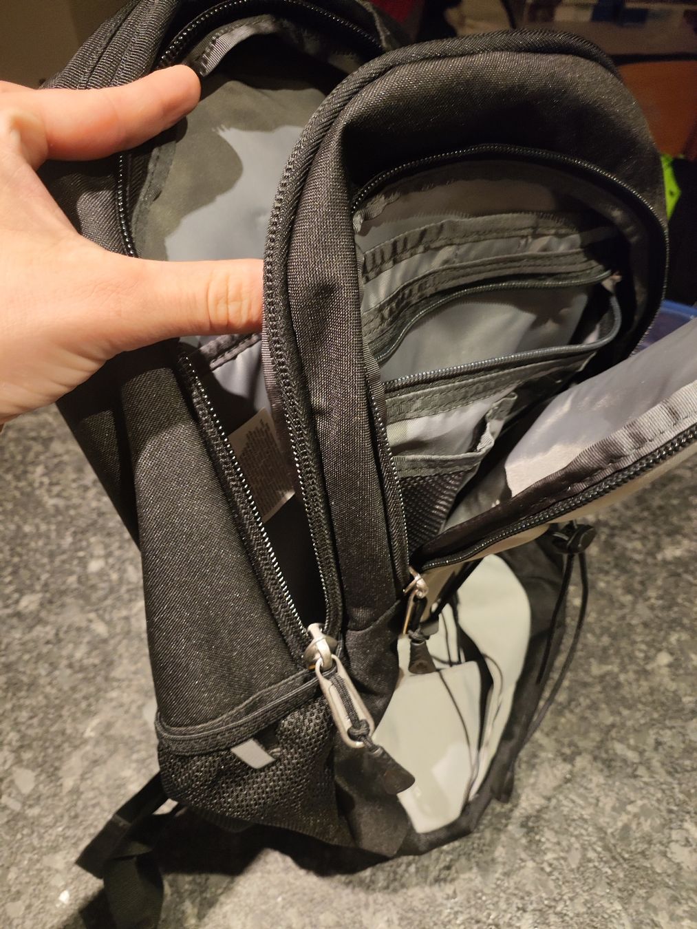 North Face Zaini: THE NORTHFACE JESTER BACKPACK – Nuovo (secondo la descrizione) da Winterthur venduto da Ajcps 3