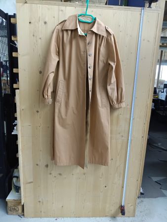 Klassischer Trenchcoat beige – perfekt für den Übergang!