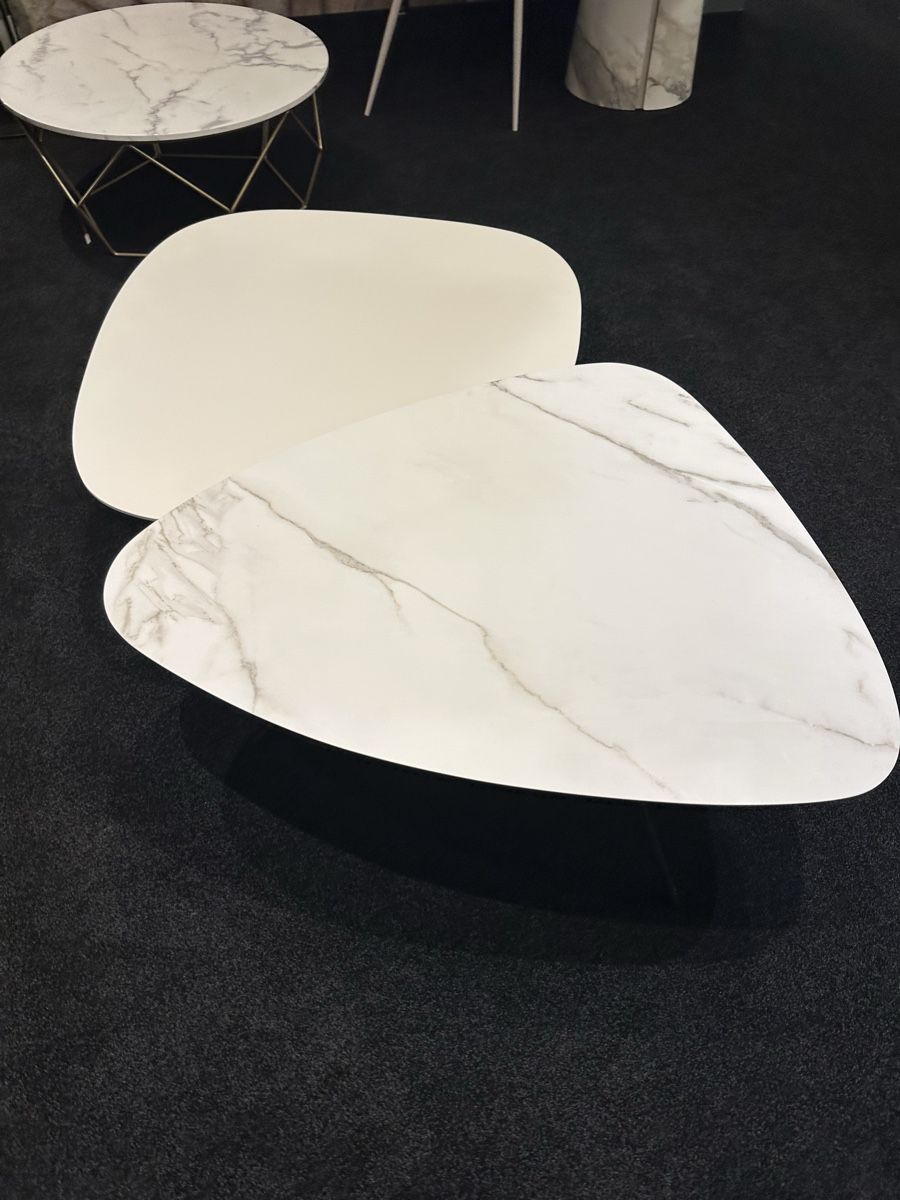 Tische: Couchtische Liliom von Leolux – Neu (gemäss Beschreibung) aus Luzern von WOHNTEAMCOLLECTION 2