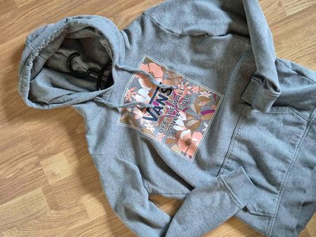 VANS Hoodie mit Blumenmuster - Grösse S, super Zustand