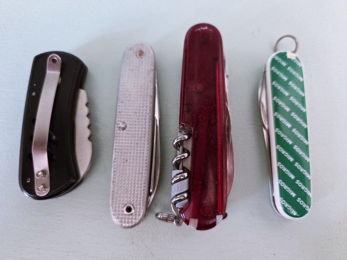 Victorinox Coltelli tascabile: Konvolut - Sackmesser, Klappmesser, Schnappmesser, Cybertool – Usato da wallbach venduto da 88-Melanie 4