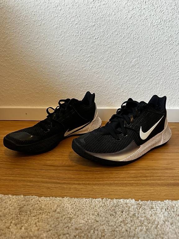 Herrenschuhe: Nike Basketballschuh – Gebraucht aus Binningen von Ramon_01