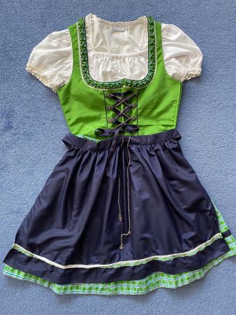 Dirndl grün Grösse 38/40 mit Schürze fast wie neu