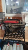 Schreibmaschine Underwood antik