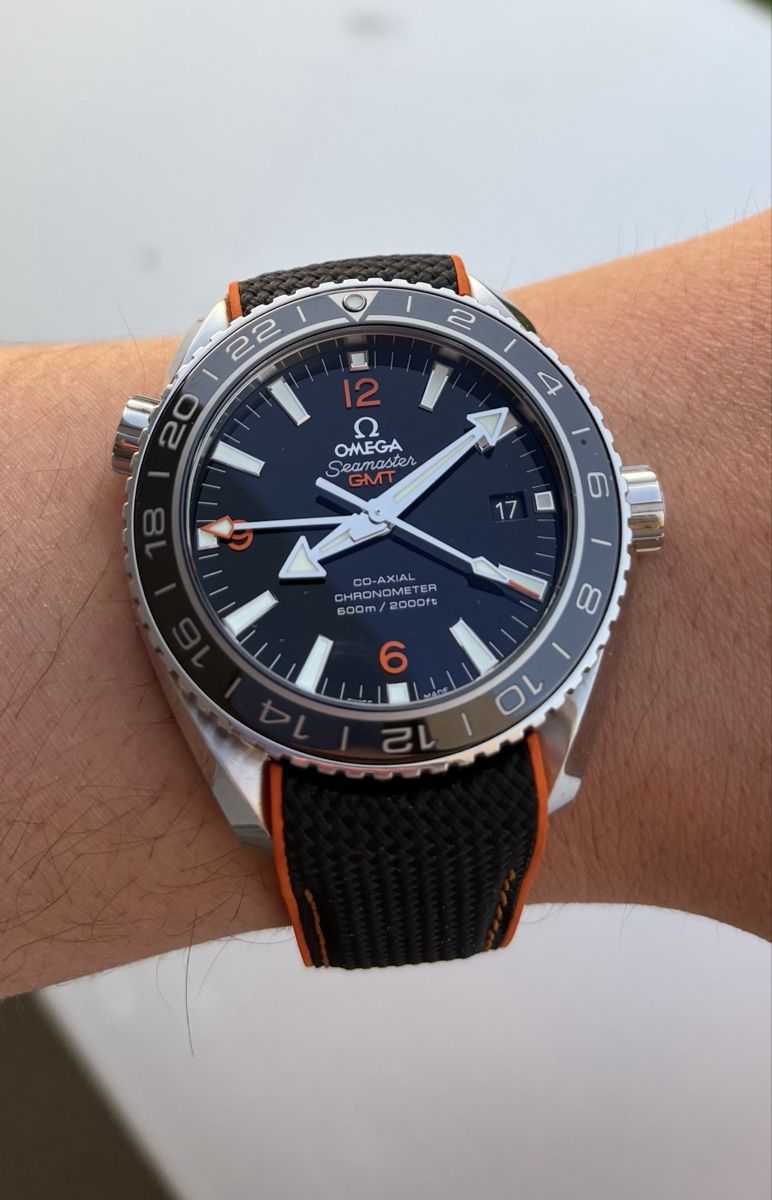 Omega Uhren: Omega Seamaster Planet Ocean Gmt ab 1.- – Gebraucht aus Hunzenschwil von gen_c79v 1