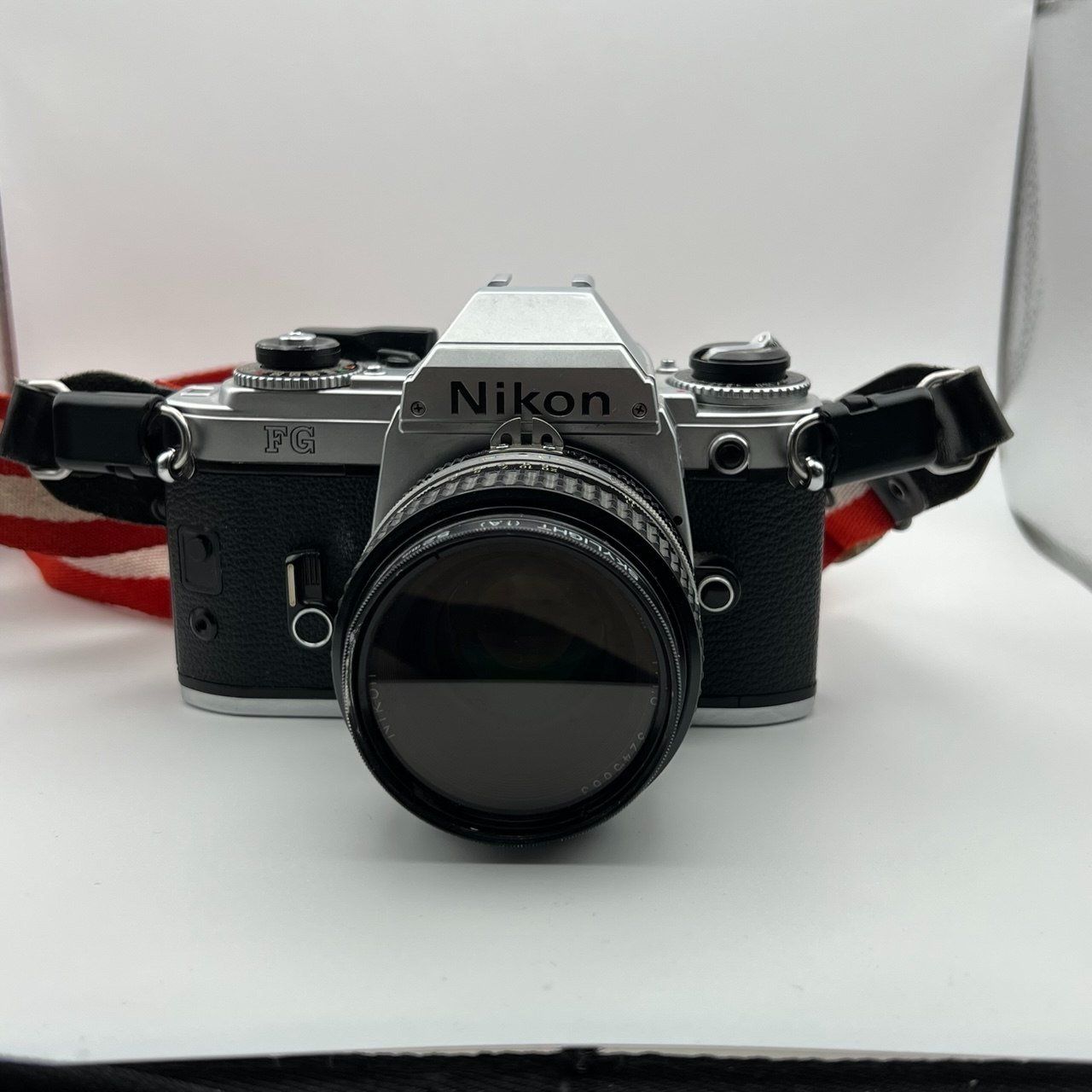 Nikon Fotocamera: Nikon FG Kamera, ungeprüft – Usato da St. Gallen venduto da KumanekoDen