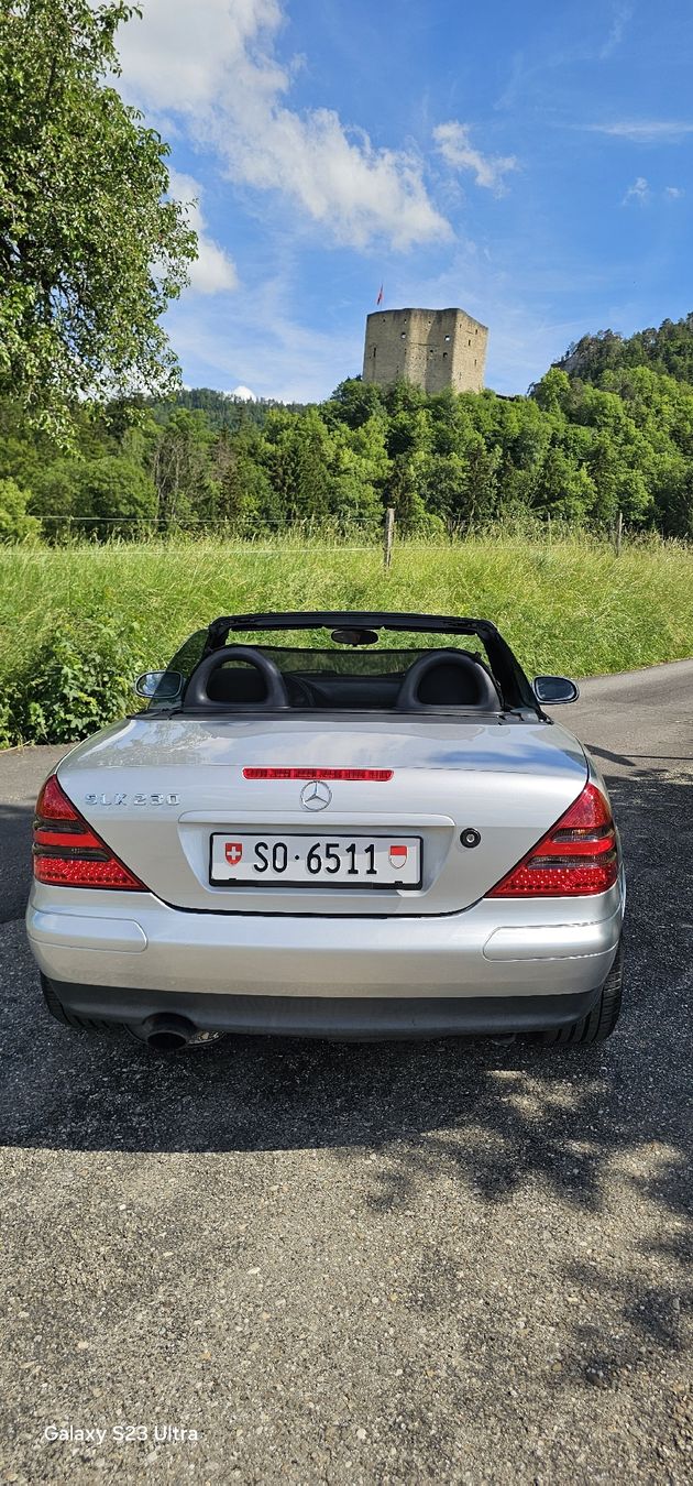 Mercedes-Benz Automobili: Mercedes SLK 230 Kompressor Cabriolet Hardtop – Usato da Meltingen venduto da Hademo 4