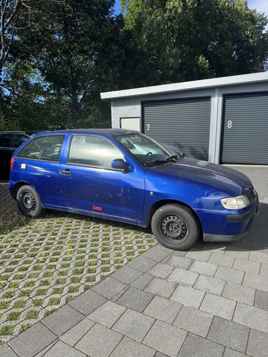 Seat Automobili: Seat Ibiza  – Difettoso da Aarwangen venduto da vic_8t2r 1