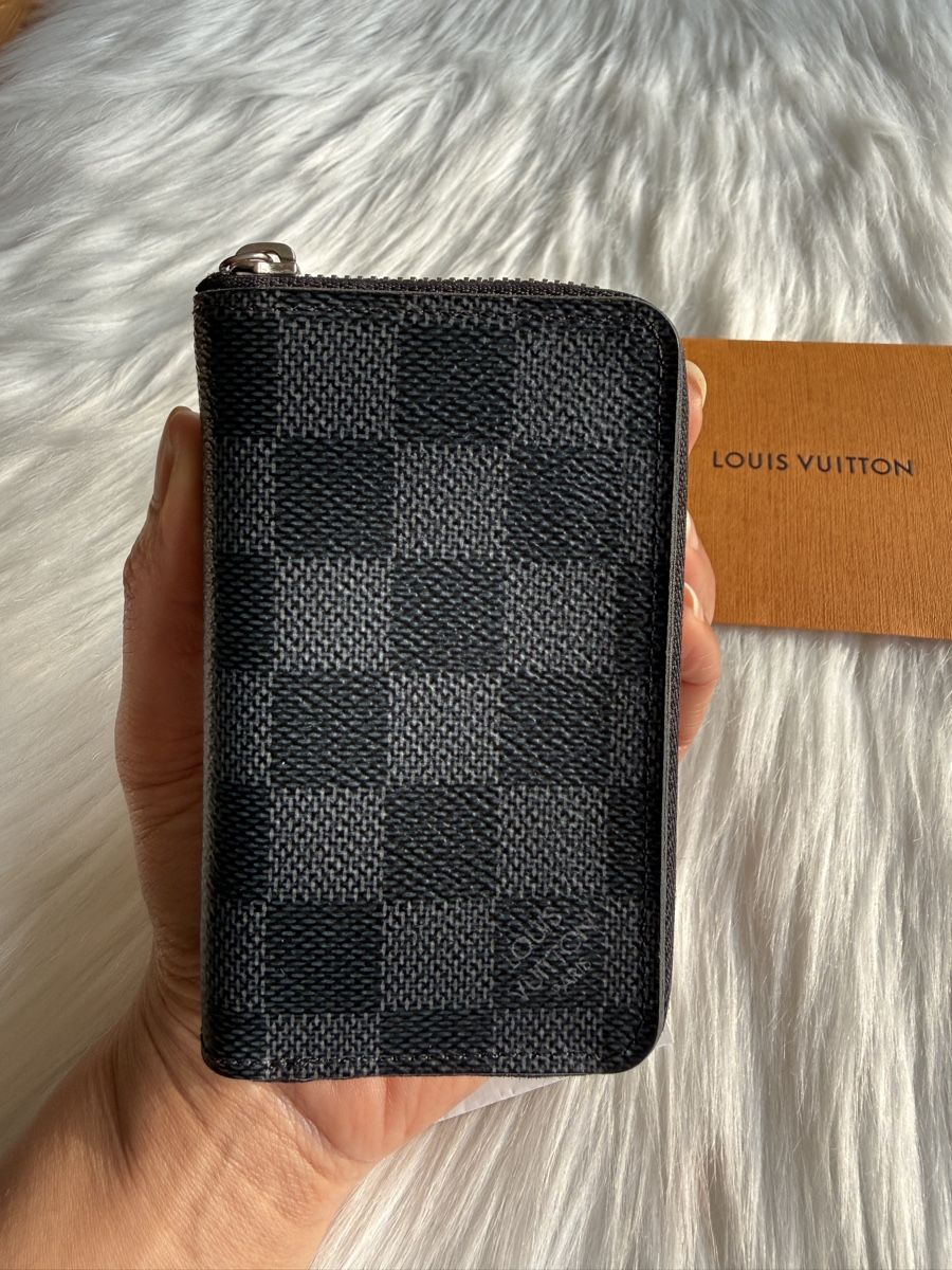 Louis Vuitton Brieftaschen: Louis Vuitton Zippy Coin Damier Graphite – Gebraucht aus Zürich von but_jgl8 6