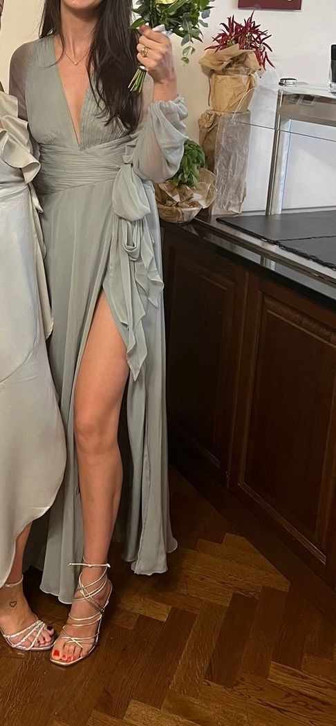 Asos Kleider: Schönes Abendkleid in Salbeigrün – Neu (gemäss Beschreibung) aus Zürich von dbdbdb 2