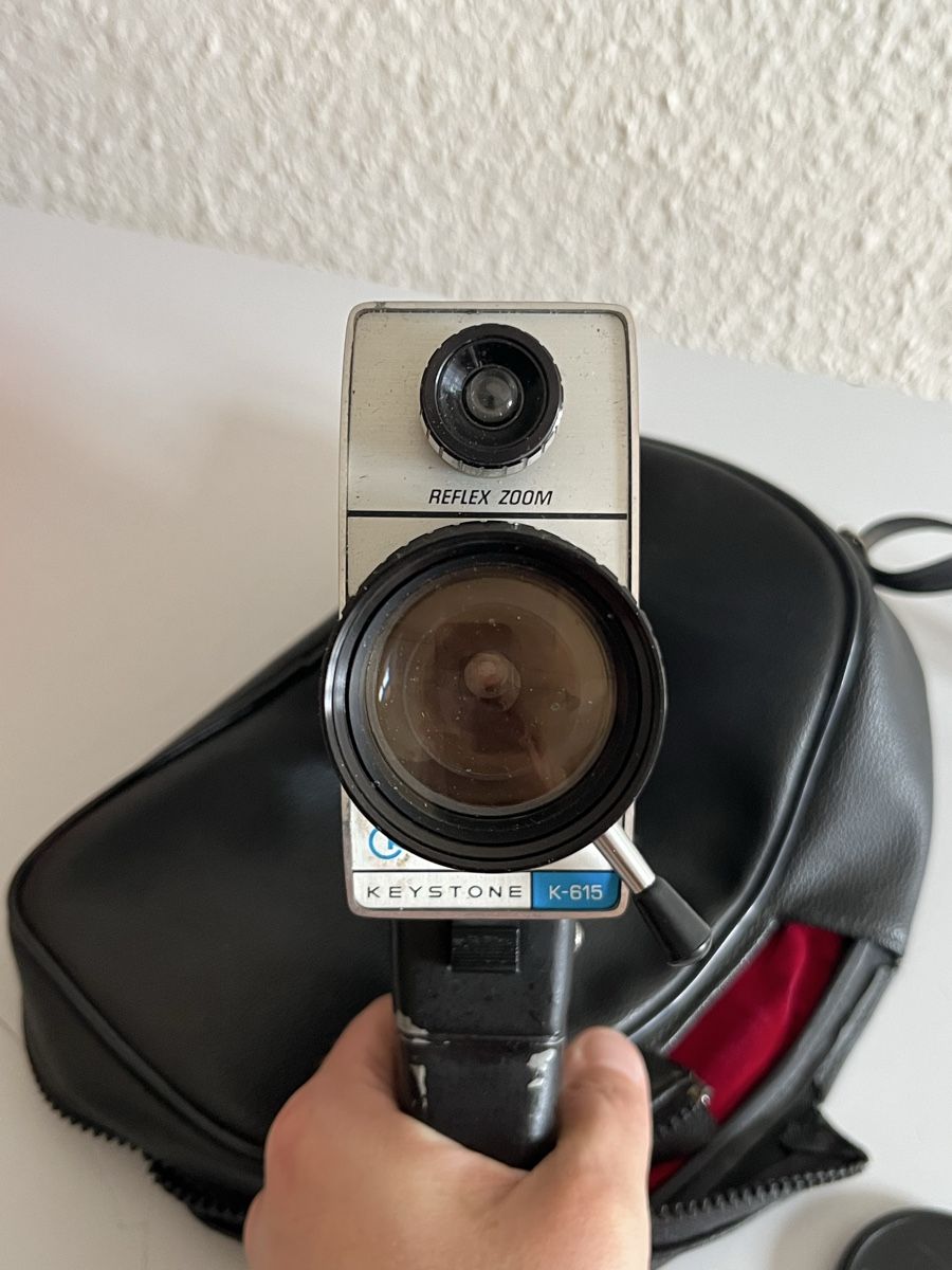 Videocamere: Caméra Keystone Super 8 avec étui – Usato da La Chaux-de-Fonds venduto da vert_j 1