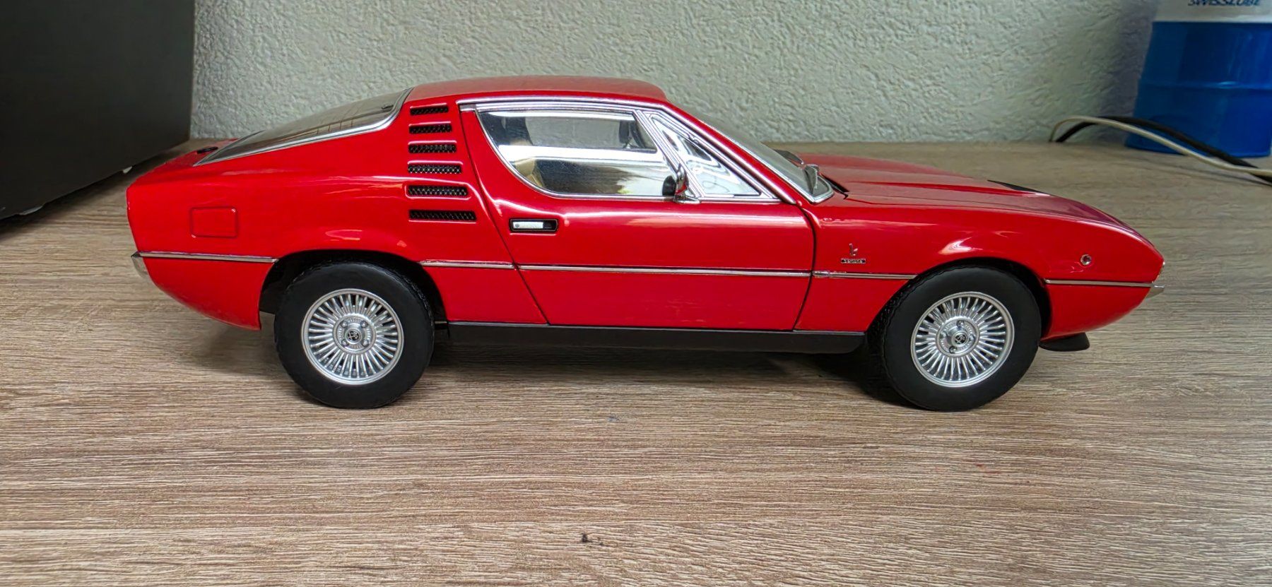 Autoart Modellini d'auto: Alfa Romeo Montreal Autoart – Nuovo e nell'imballaggio originale da Bellikon venduto da Kekko11 3