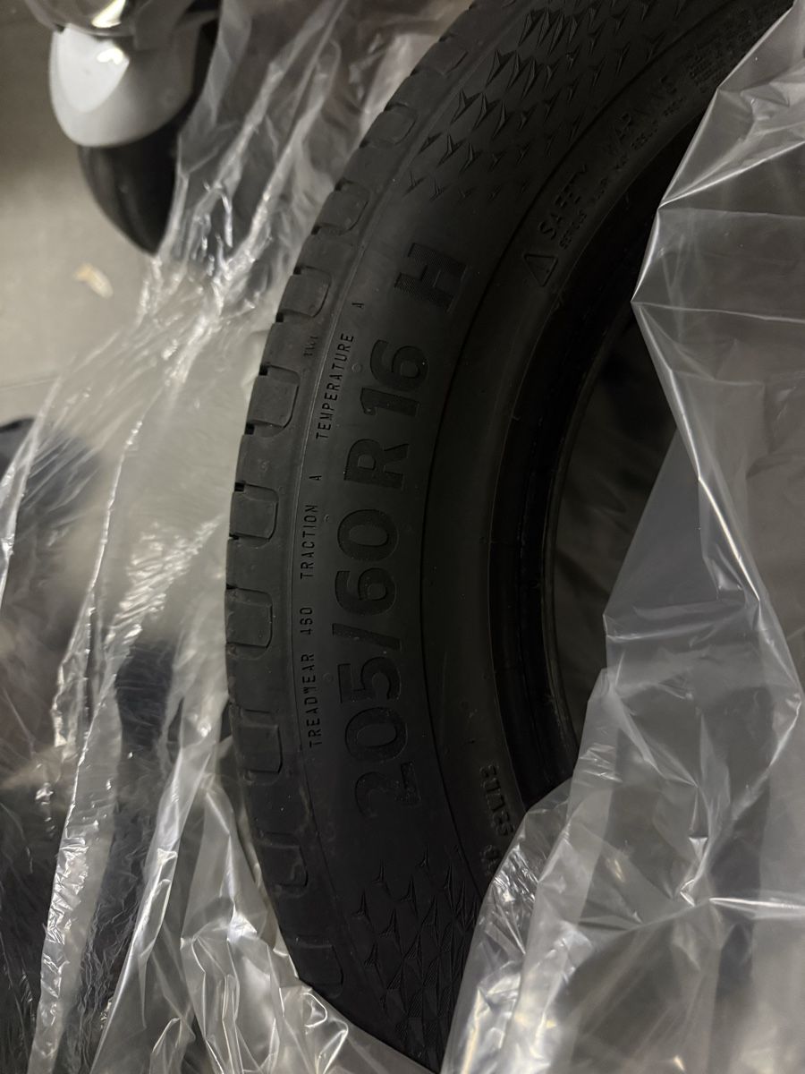 Skoda Accessori per altri veicoli: Continental Sommerreifen – Usato da Gossau ZH venduto da rad_tr8p 2