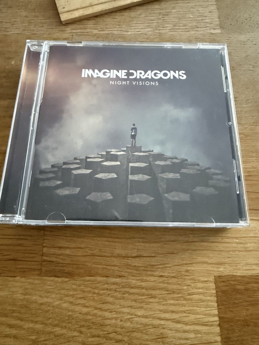 CDs: Imagine Dragons - Night Visions CD - Top Zustand! – Gebraucht aus Goldach von Messerguru