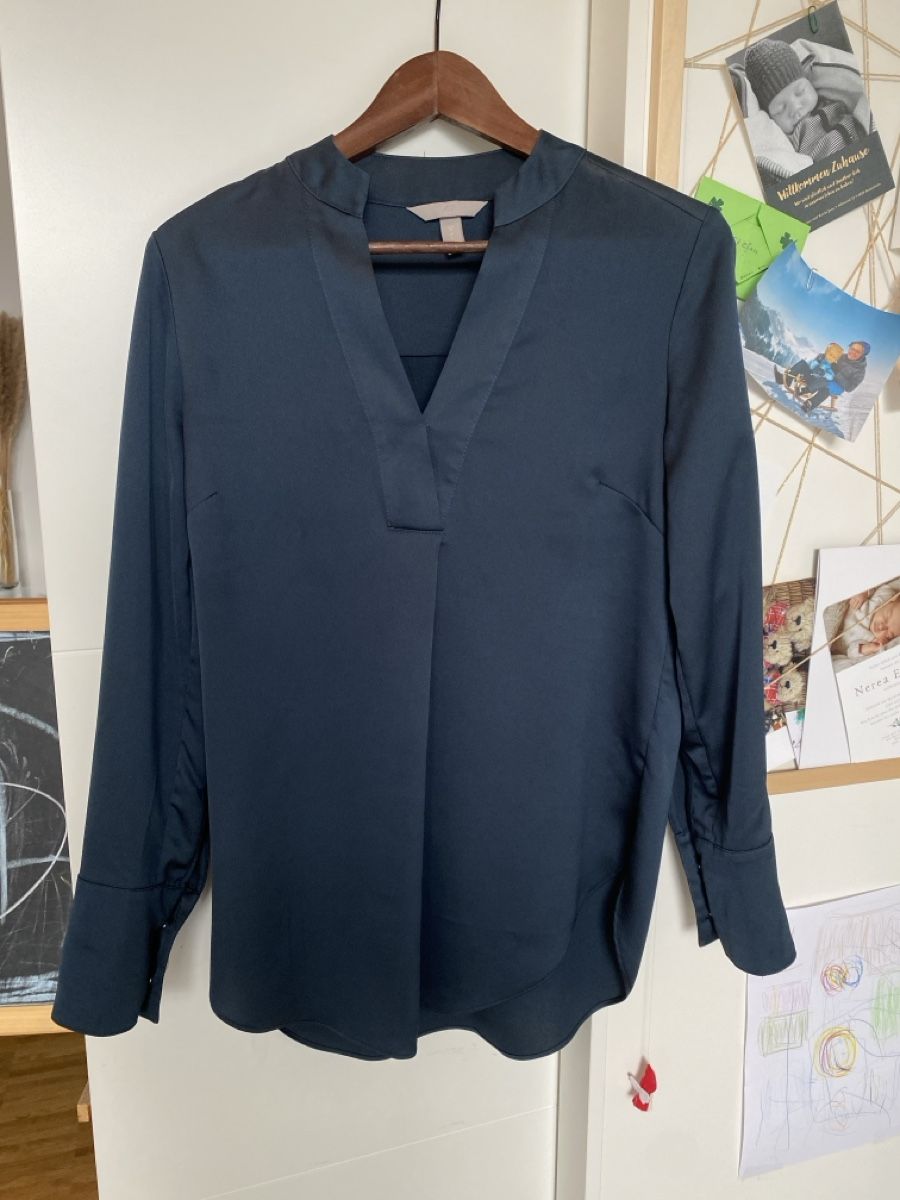 H&M Chemisiers: Schlupfbluse blau Gr. 34, eher Gr. 36 – D'occasion à Kriens par aloha19 1
