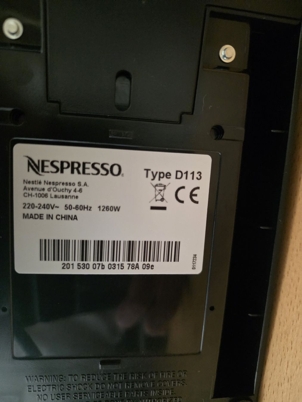 Nespresso Macchine per caffè & Macchine per espresso: Kaffeemaschine Nespresso Pixie D113 schwarz gebraucht – Usato da Sempach Station venduto da SwissRolli 5
