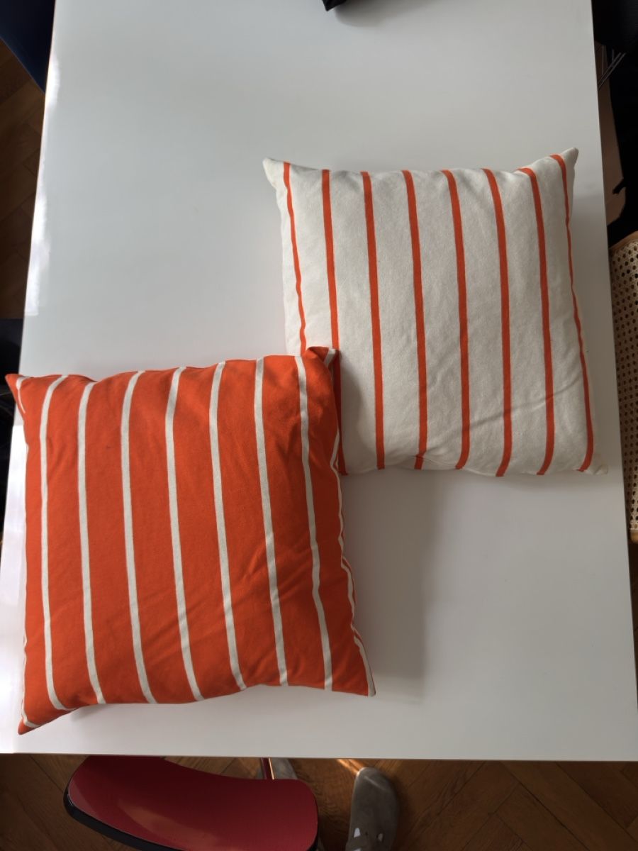 Ikea Cuscini: Ikea Kissen + Bezüge – Usato da Zürich venduto da leo_nl6s