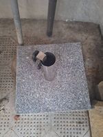 Sonnerschierm mit sokel