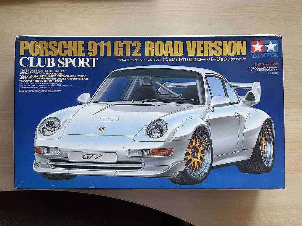 Kit di modellismo & Modellini statici: Maquette modèle réduit voiture à construire – Usato da Villars-sur-Glâne venduto da Anne-rose