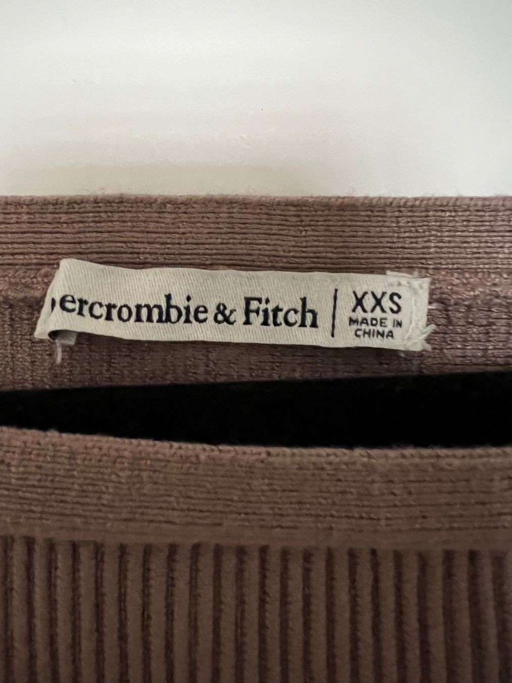 Abercrombie Top: Abercrombie & Fitch Top XXS – Usato da Zürich venduto da anna_ri 1