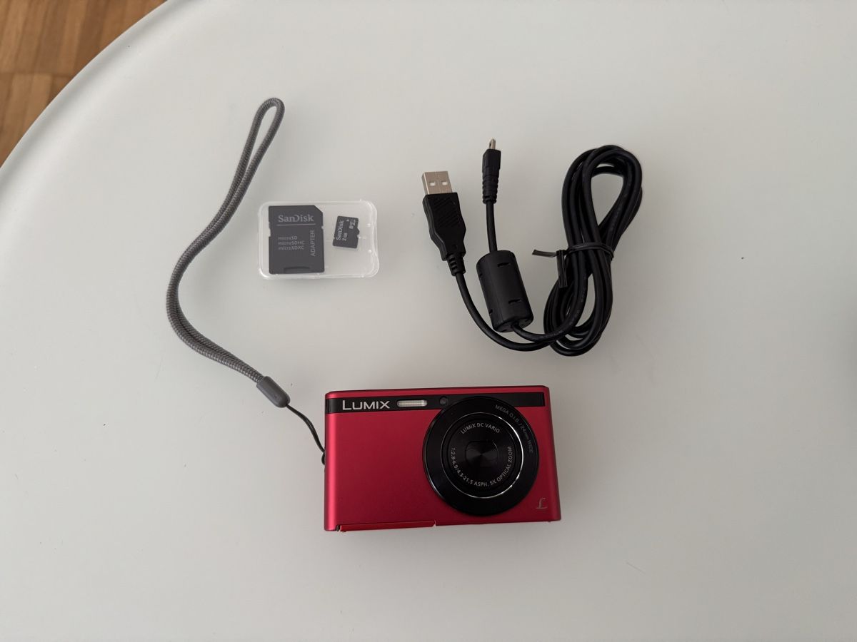 Panasonic Fotocamera: Panasonic lumix dmc-xs1 digitalkamera – Usato da Zunzgen venduto da milesdavis76