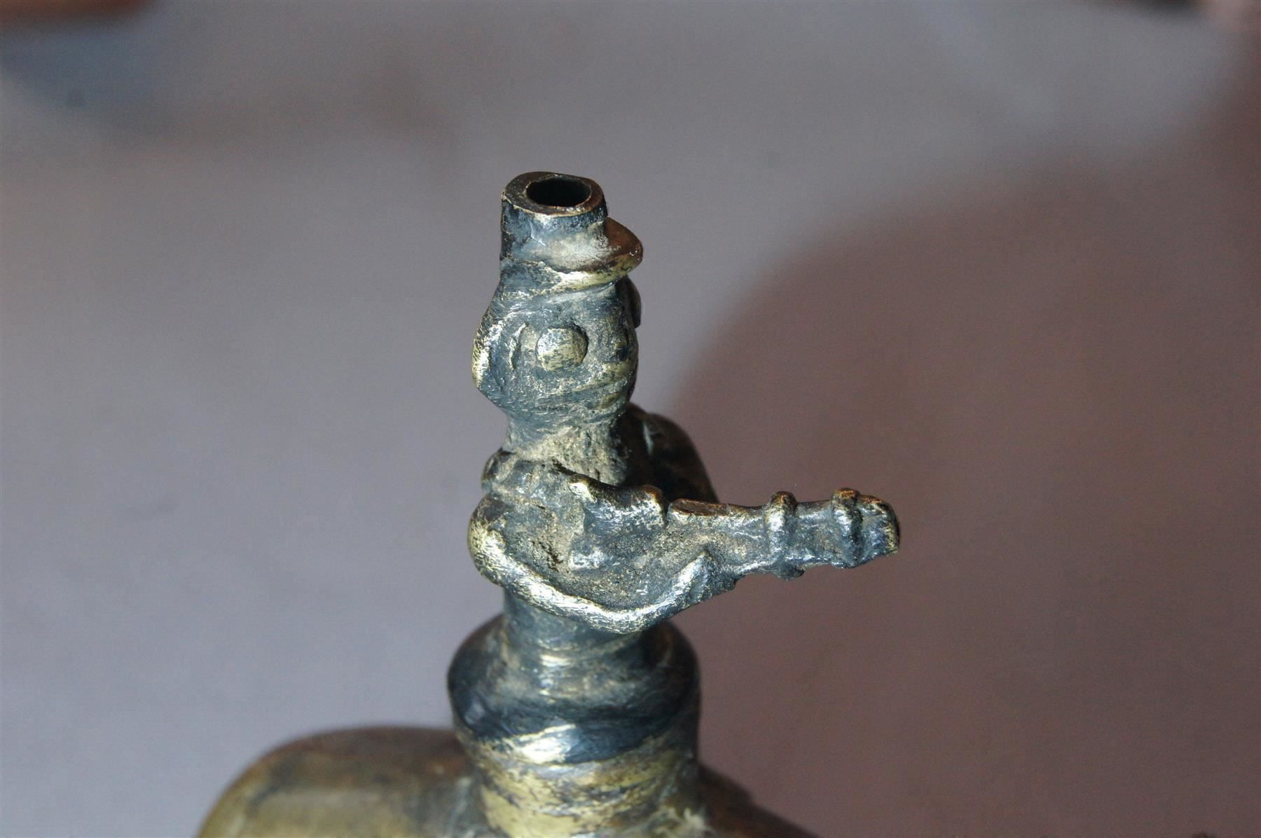 Sculture & Statue: Bronze-Elefant mit bewaffnetem Reiter – Usato da Geroldswil venduto da ARTEFACTO 2
