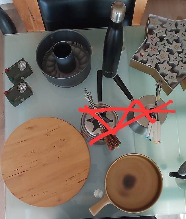 Tutte le decorazioni: Schöne Flohmarktsachen pro Artikel – Usato da Uetendorf venduto da Ladouce 4