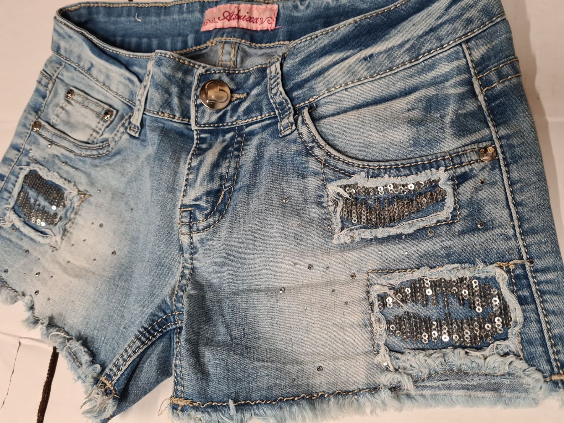 Jeans: Damen Jeans Shorts Größe XS – D'occasion à Amriswil par used2use 1