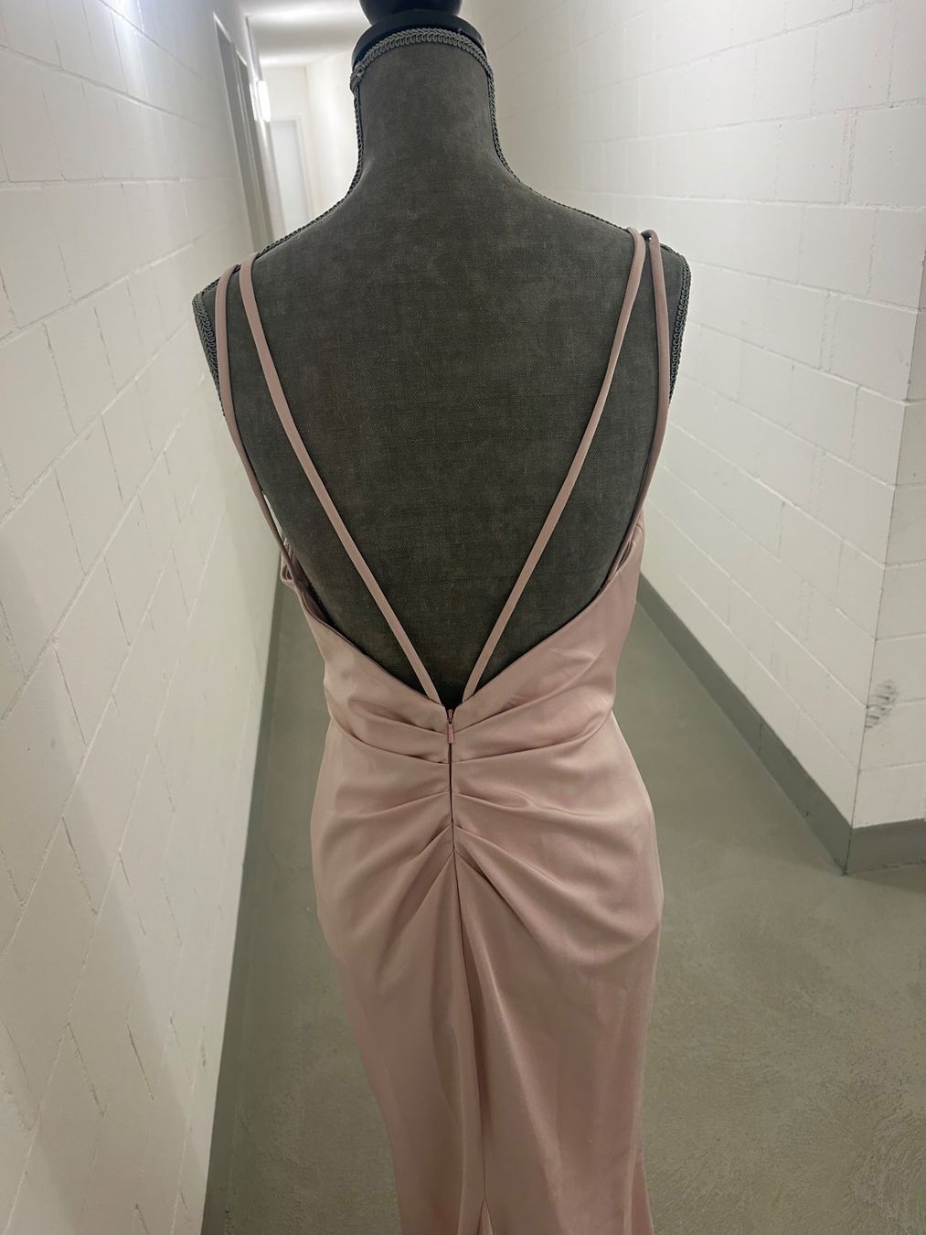 Vestiti: Elegantes Abendkleid – Usato da Stäfa venduto da Armin_Dervic 3