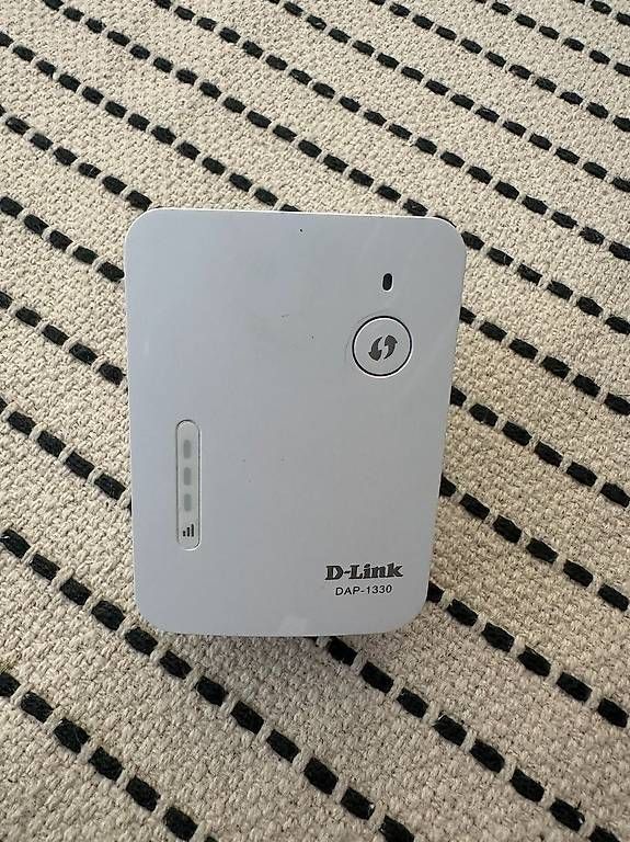 WiFi: WLAN Repeater/Extender D-Link – Usato da Düdingen venduto da HerrMiBa 2