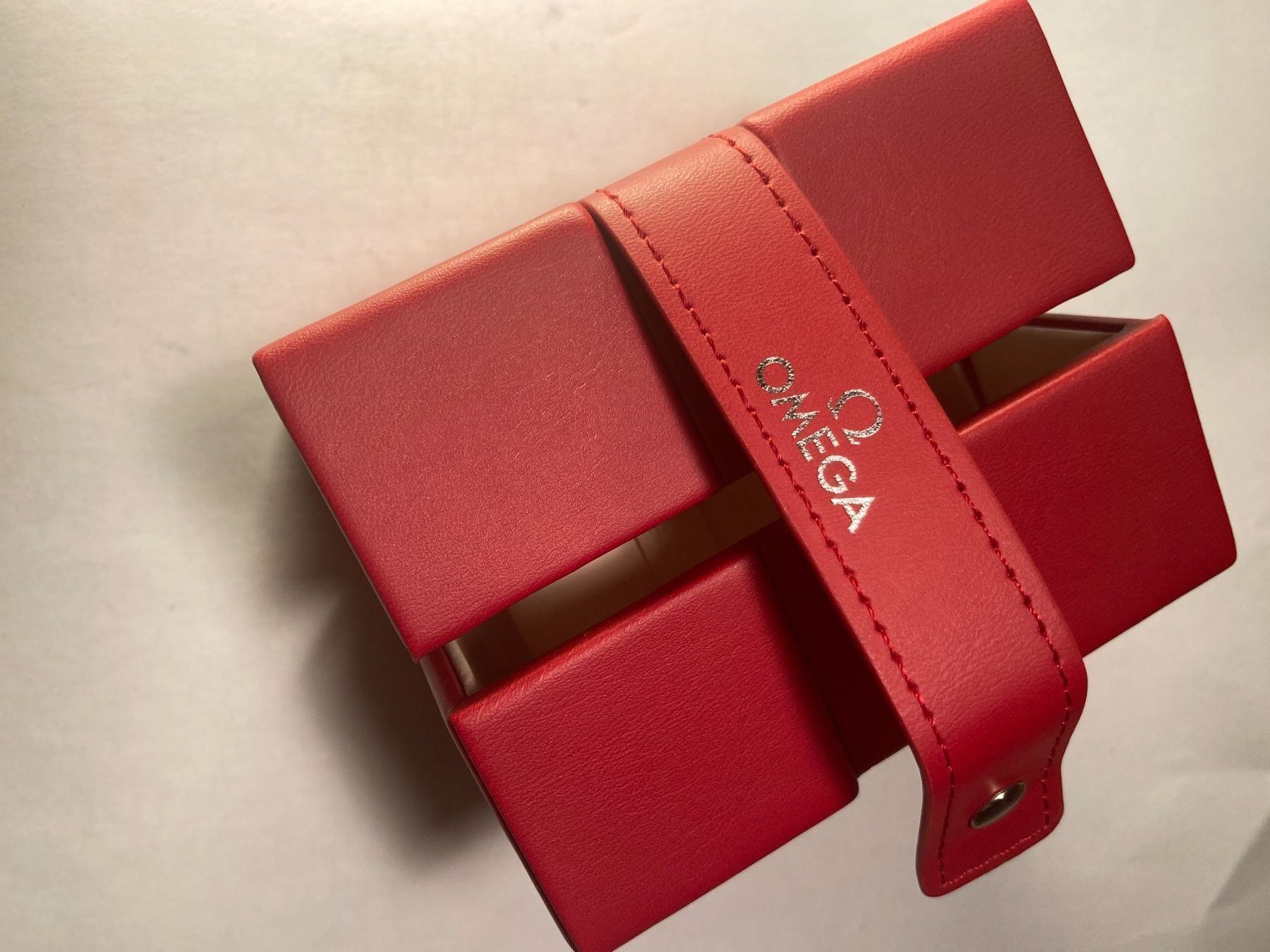 Omega Scatole porta orologi: Omega Box – Nuovo e nell'imballaggio originale da Varen venduto da Brico41 3