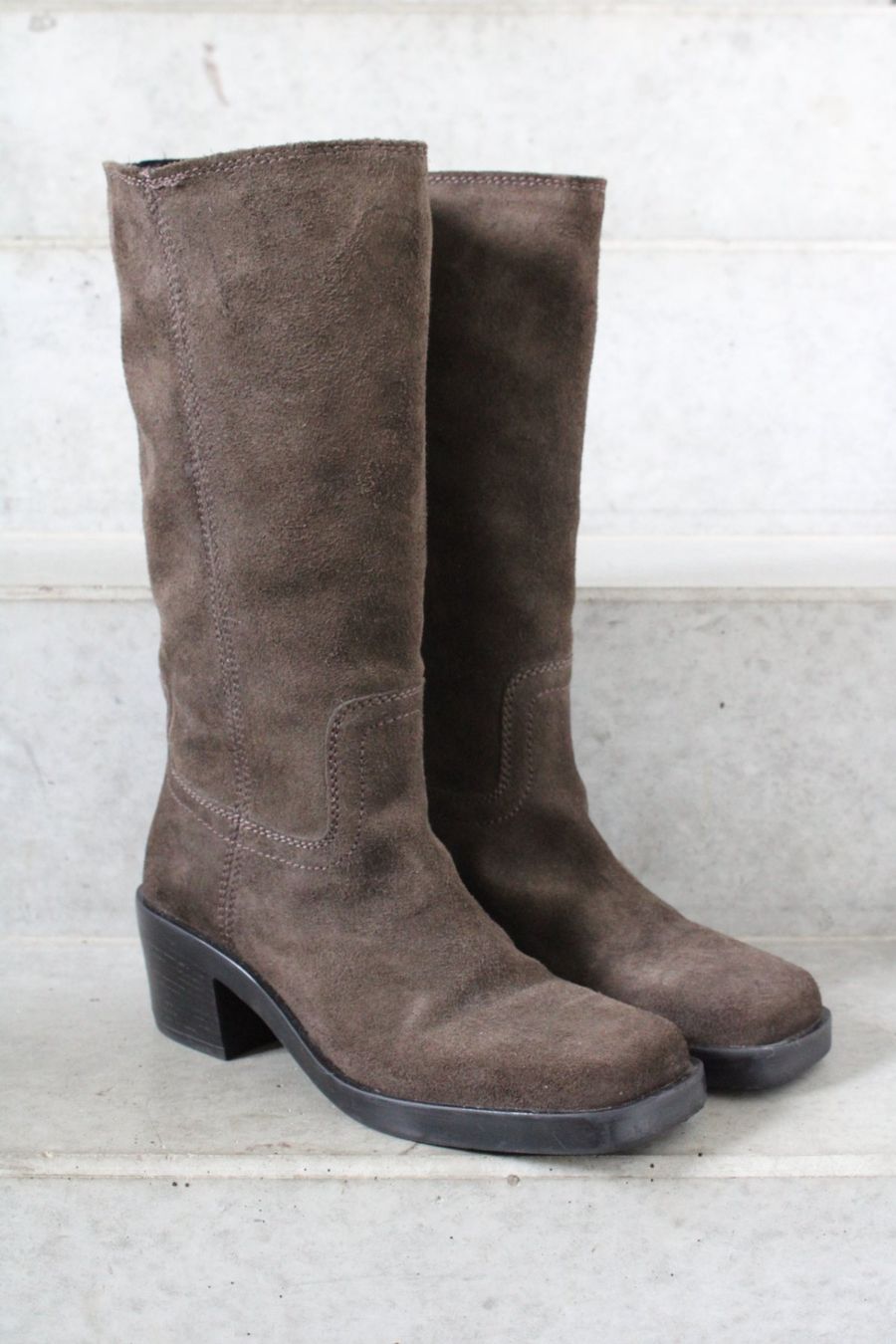 Zara Scarpe da donna: Zara Suede Leather Boots – Nuovo (secondo la descrizione) da St. Gallen venduto da look-twice 2
