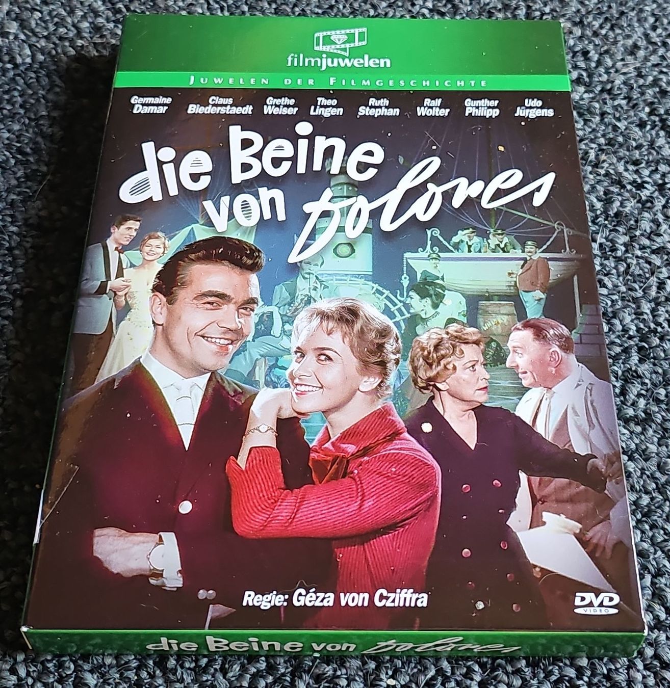 Tous les DVDs: Die Beine von Dolores (21901) – D'occasion à Ruswil par jan_bxl5