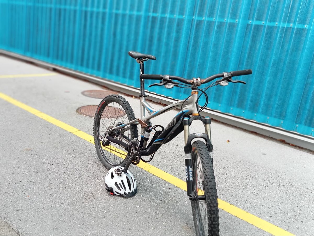 Specialized Biciclette: Specialized Stumpjumper FSR Pro MTB – Usato da Herisau venduto da Mrprksr