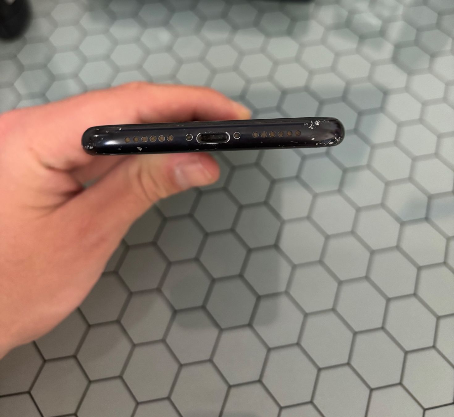 Apple Telefoni cellulari / Smartphones: iPhone XR Schwarz 64 GB – Usato da Basel venduto da LH_01 2