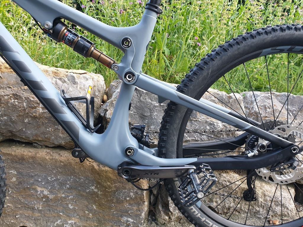 Scott Biciclette: Scott Genius 700 Tuned - XTR - neuwertig – Usato da Stetten SH venduto da Royab 2