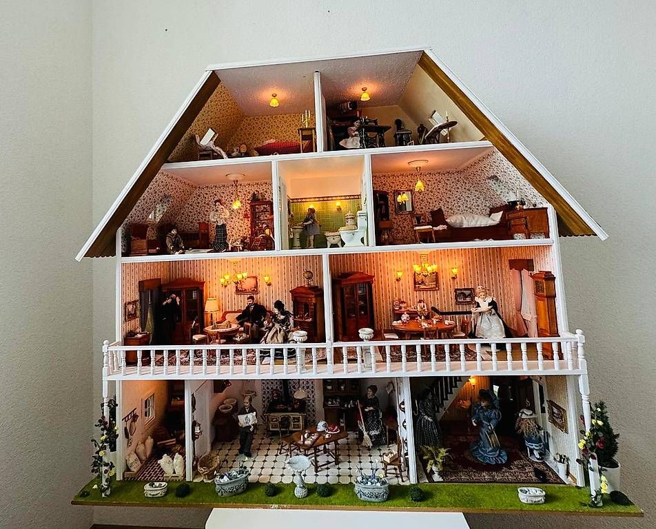 Case e mobili per bambole: Maison originale Mini Mundus et Heidi Ott – Usato da Biel/Bienne venduto da Jeanne_K